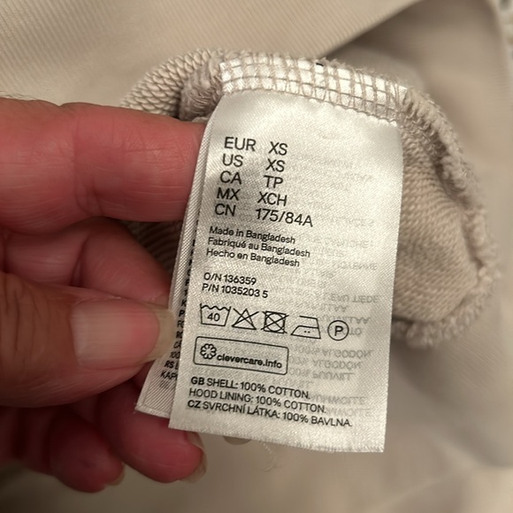 H&M Sports hoodie size extra small - Picture 7 of 9